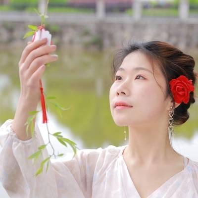 汉服模特