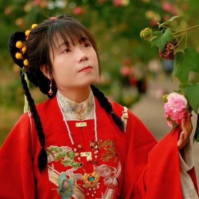 汉服模特