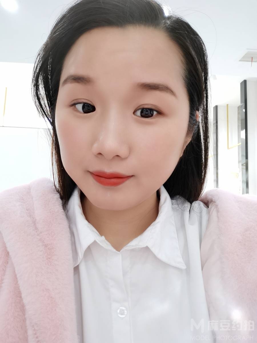 纪实模特