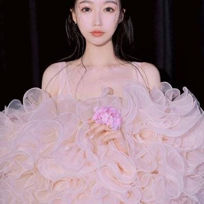 黑白模特