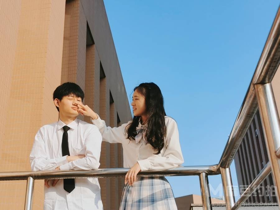 情侣模特