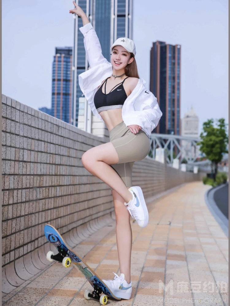 清新模特
