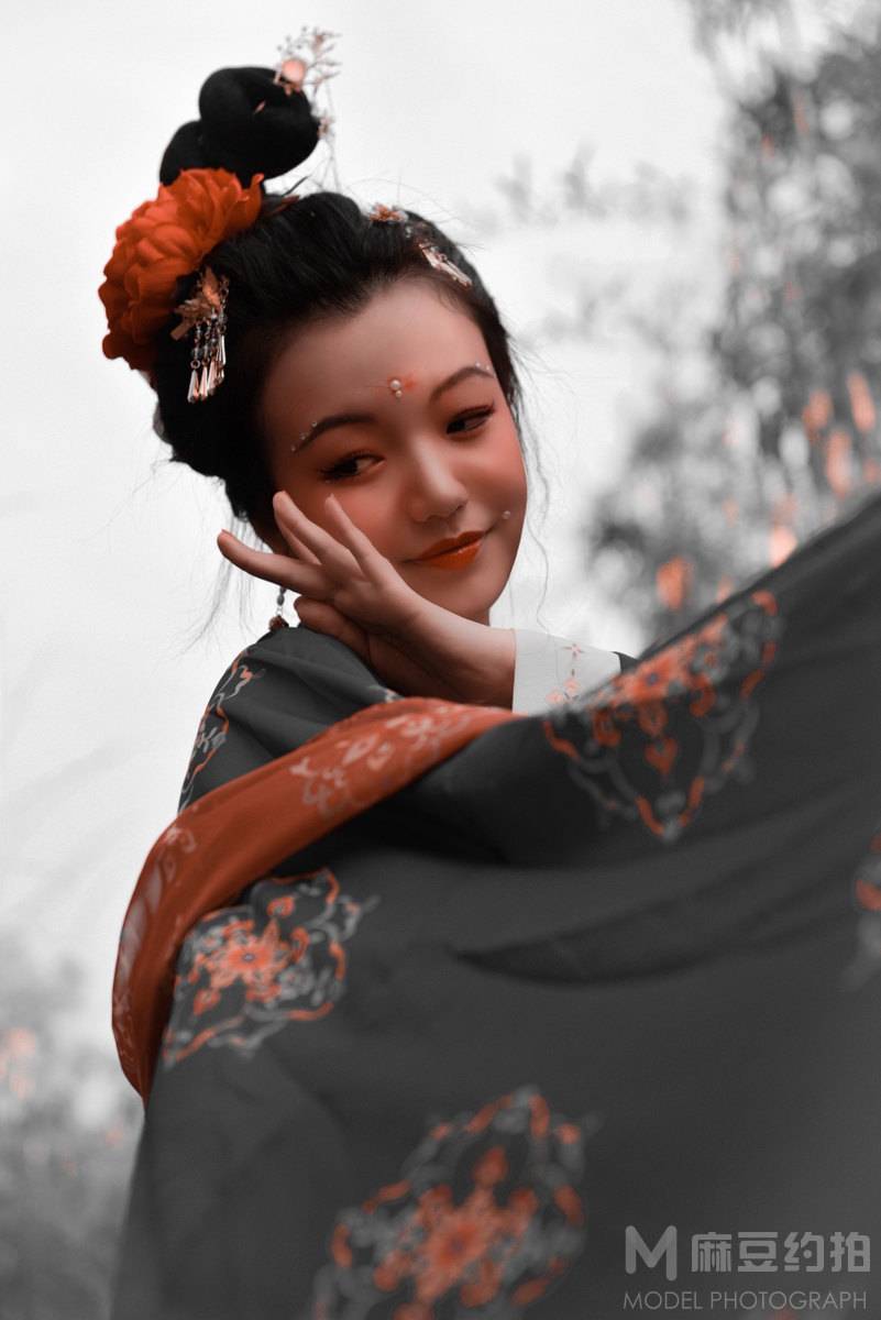 汉服模特