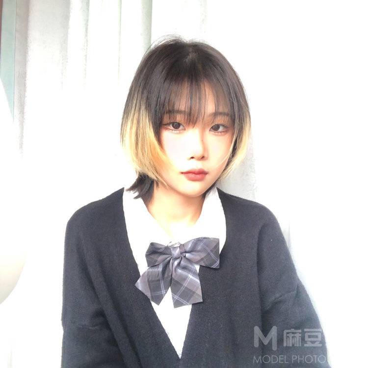 清新模特