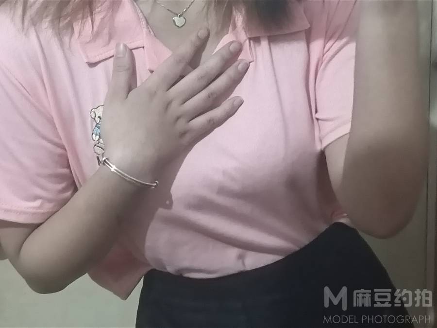 黑白模特