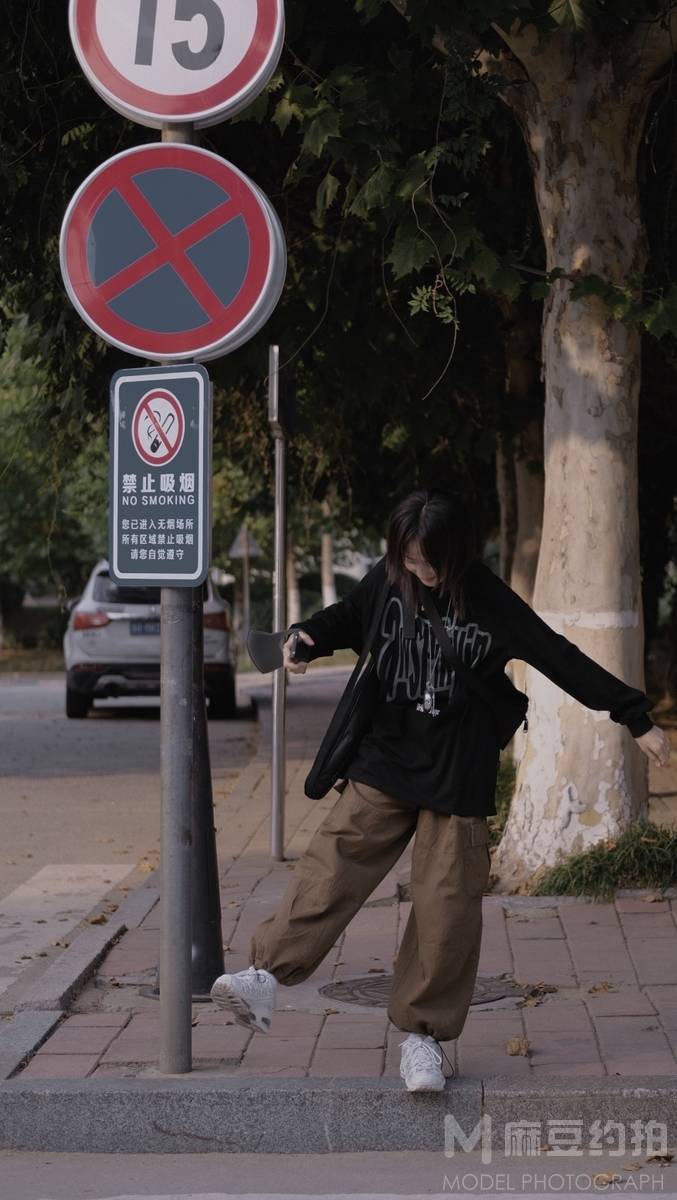 情绪模特