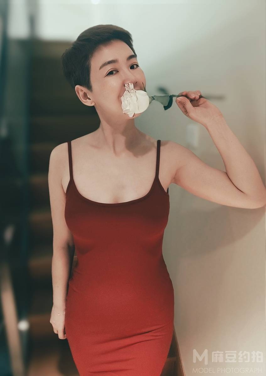宝丽来模特