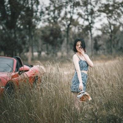 情绪模特