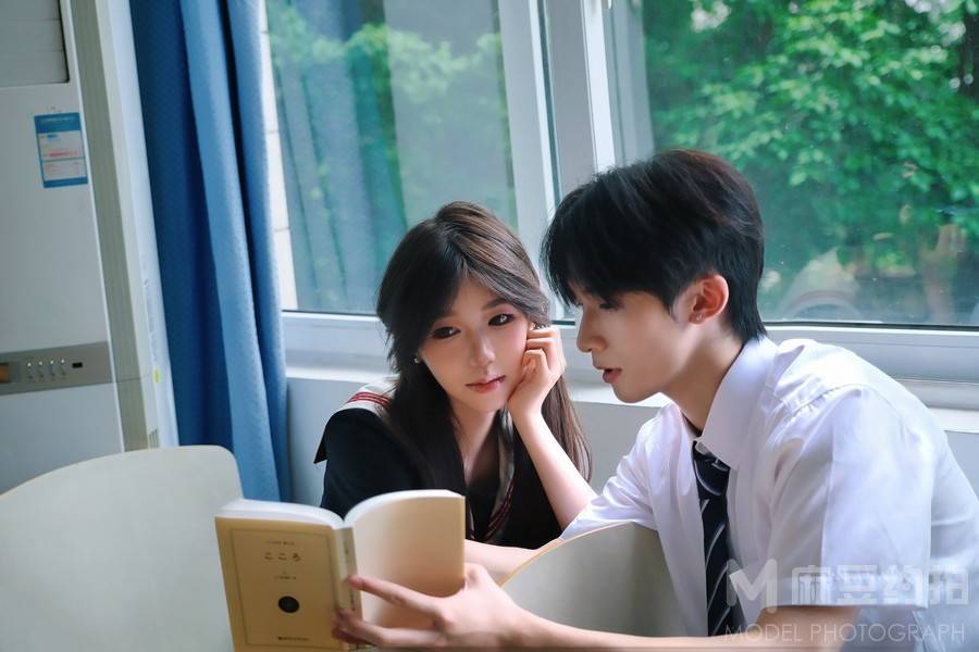 情侣模特