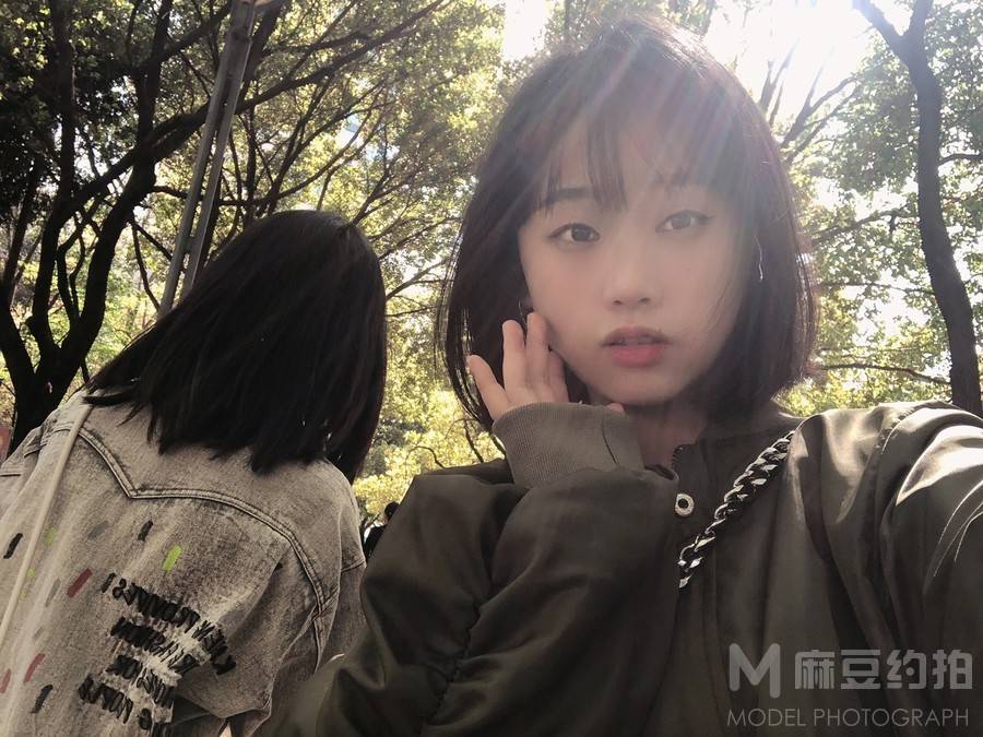 校园模特