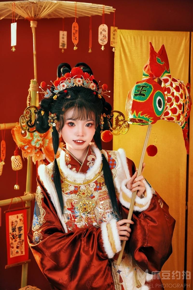 汉服模特