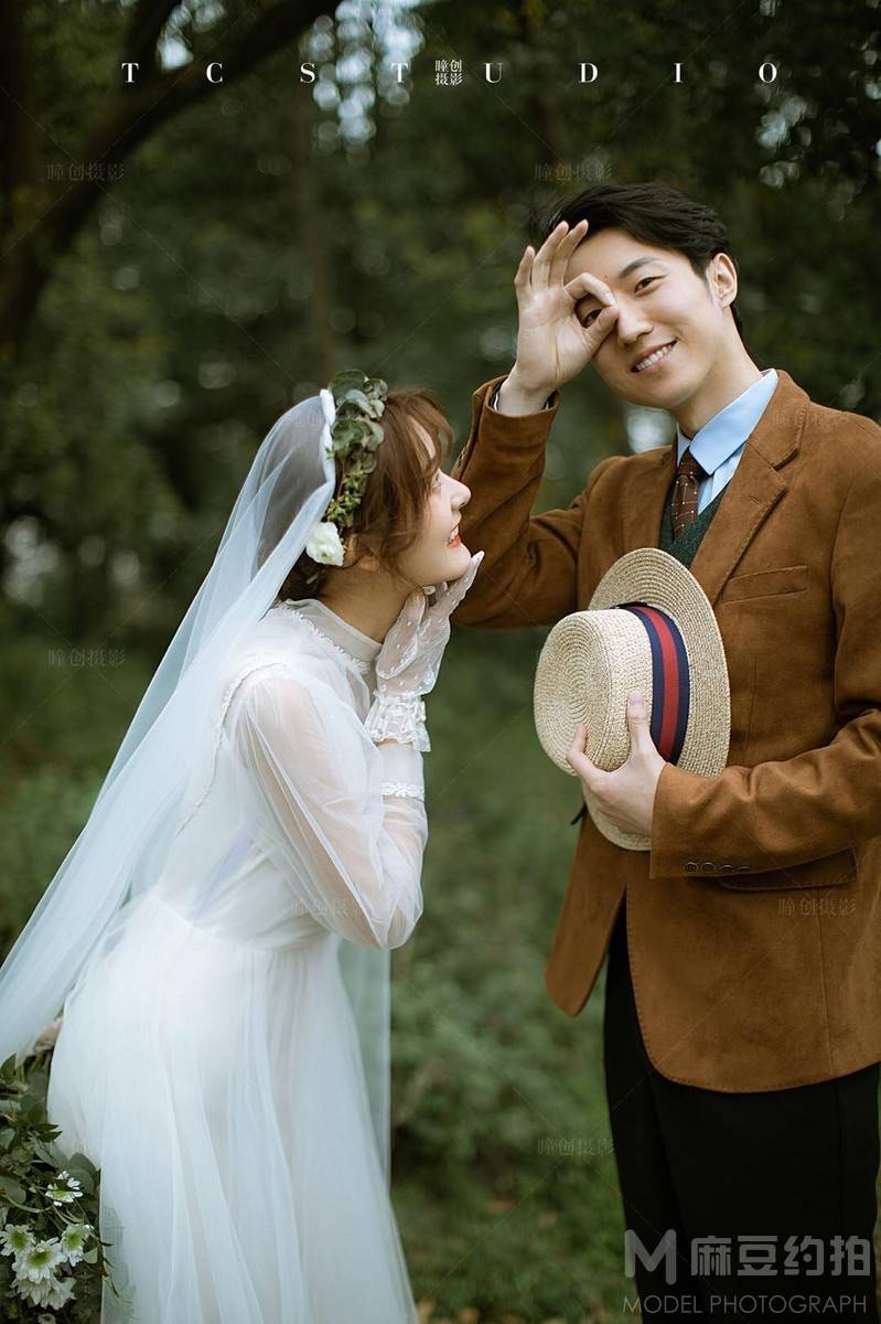 情侣模特