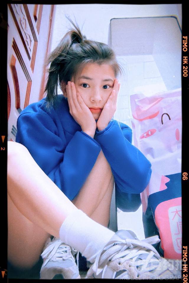 胶片模特