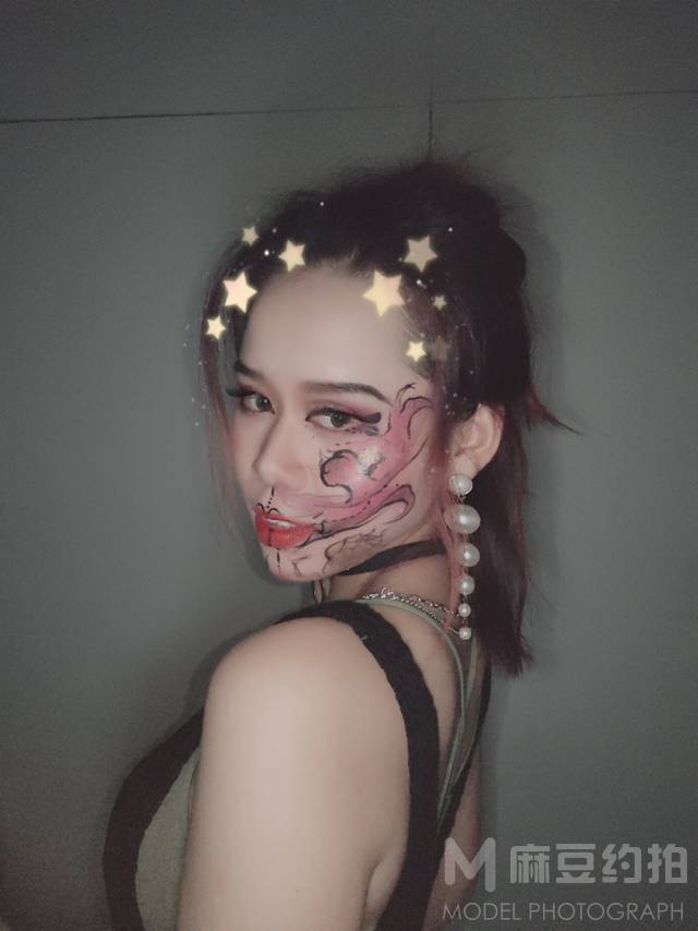 暗黑模特