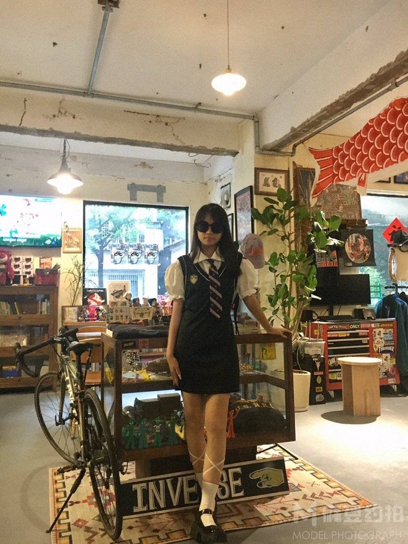 校园模特