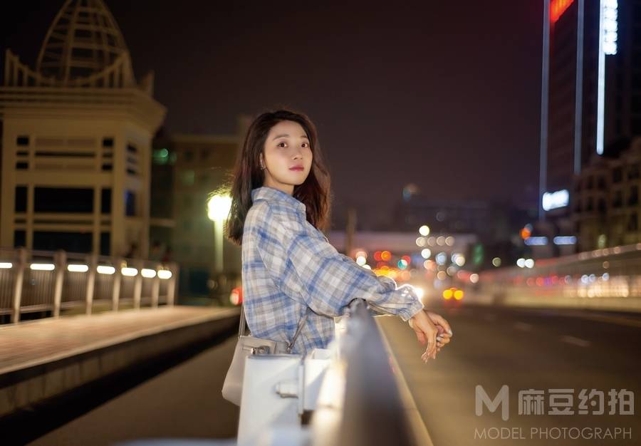 夜景模特