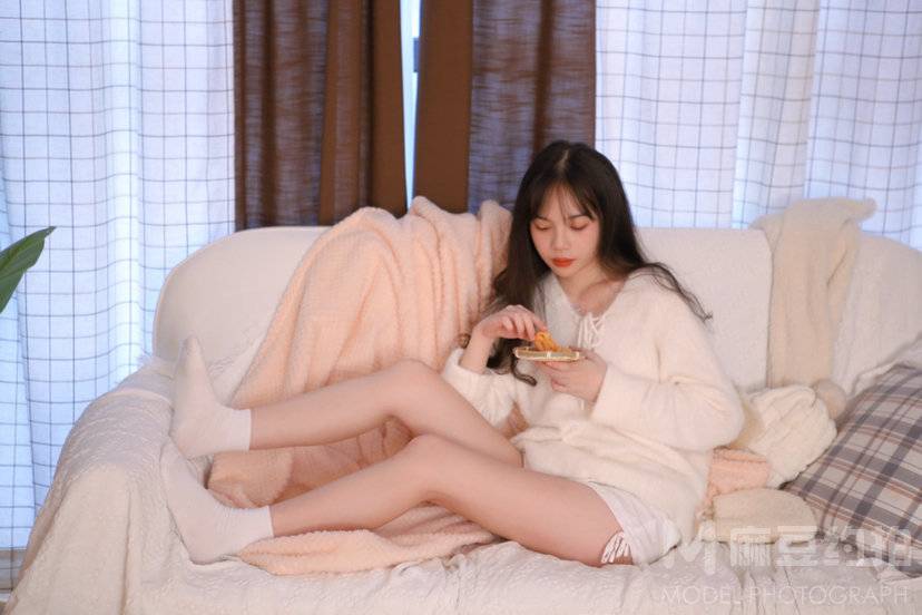黑白模特
