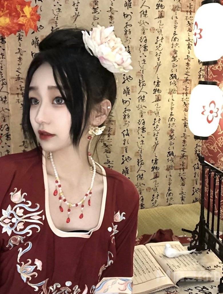 和服模特