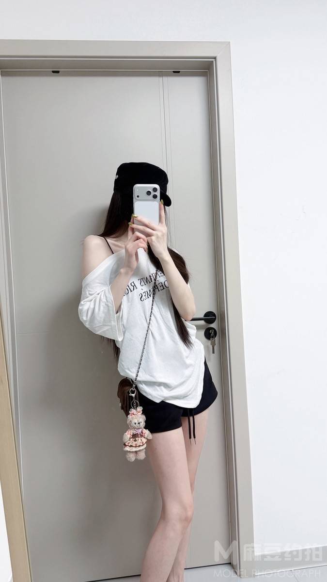 纪实模特