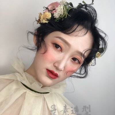 妆容模特