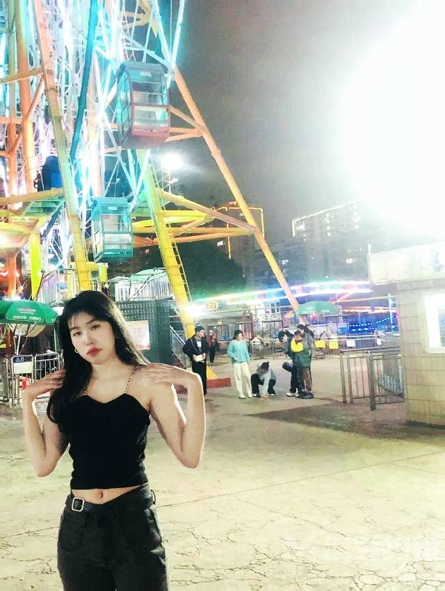 夜景模特