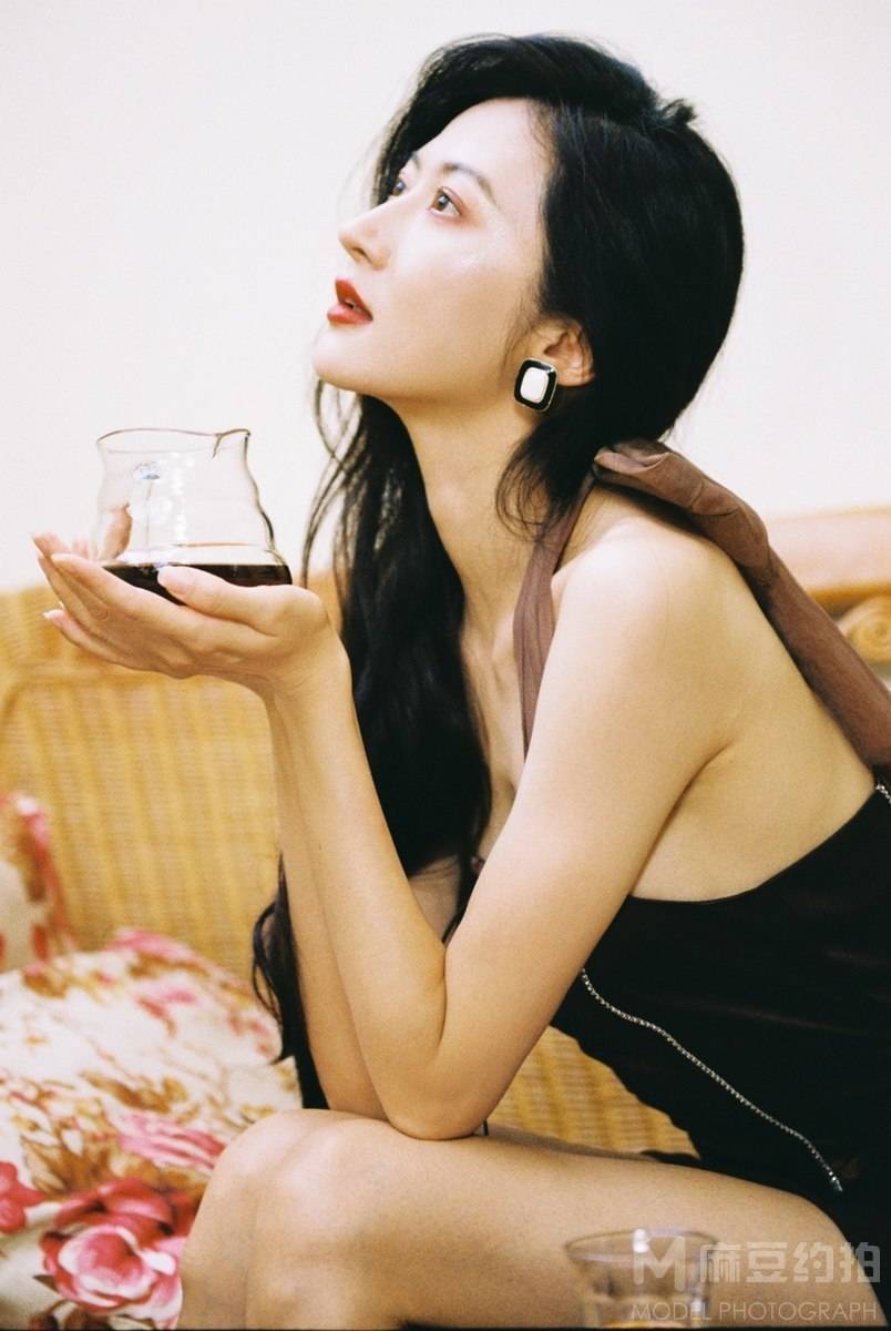 胶片模特