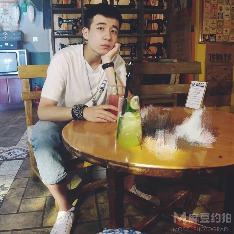 清新模特