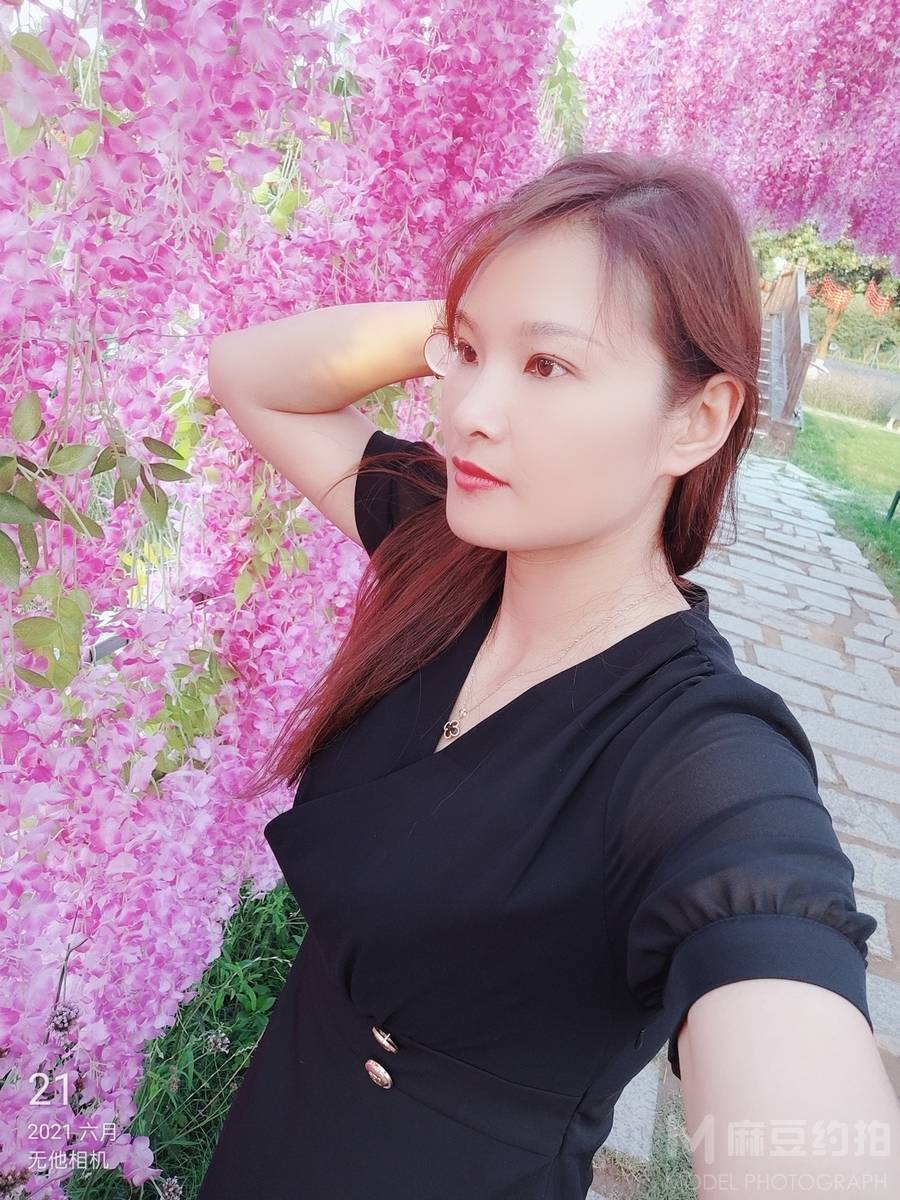 纪实模特