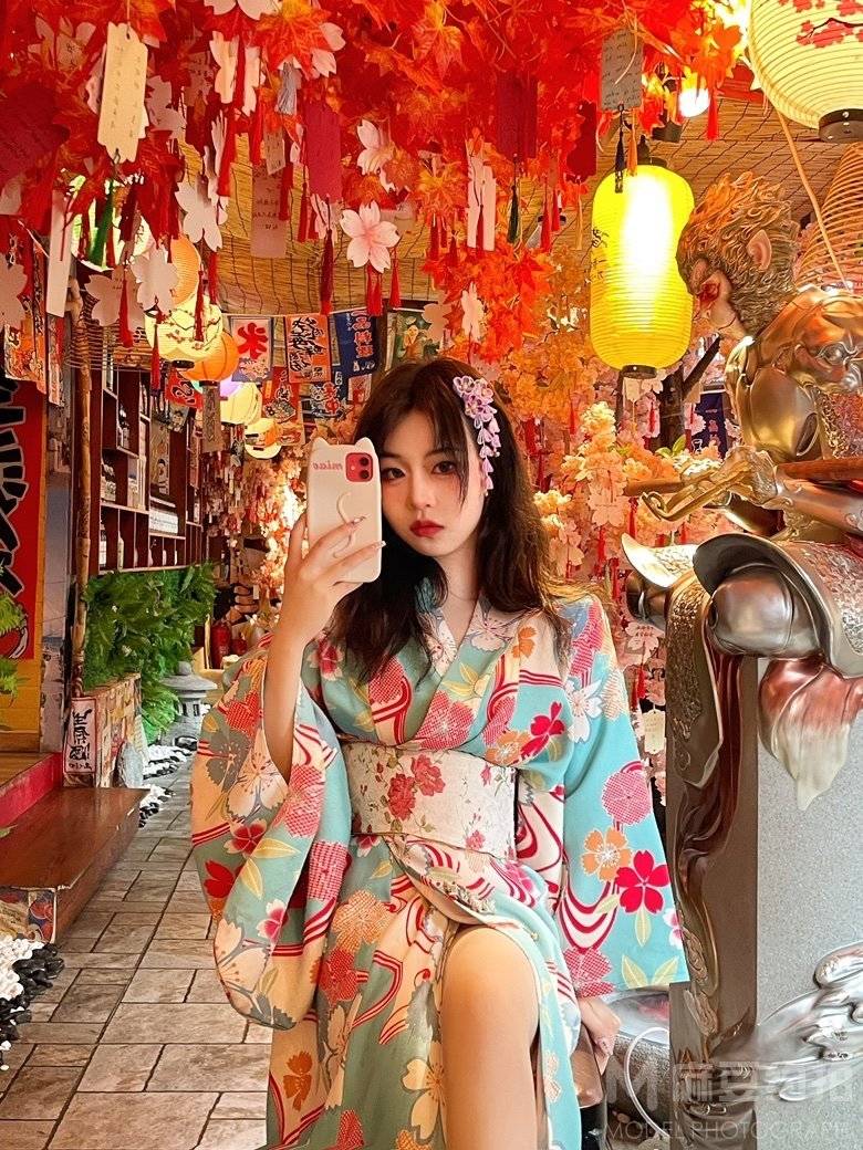 妆容模特