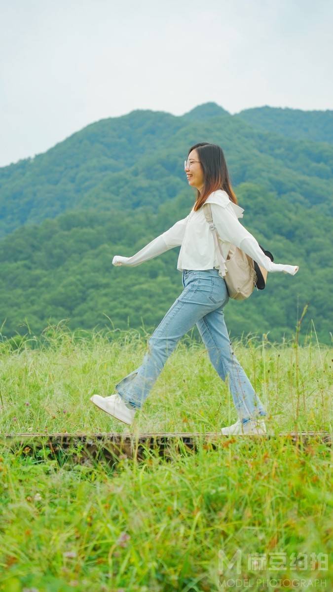 清新模特