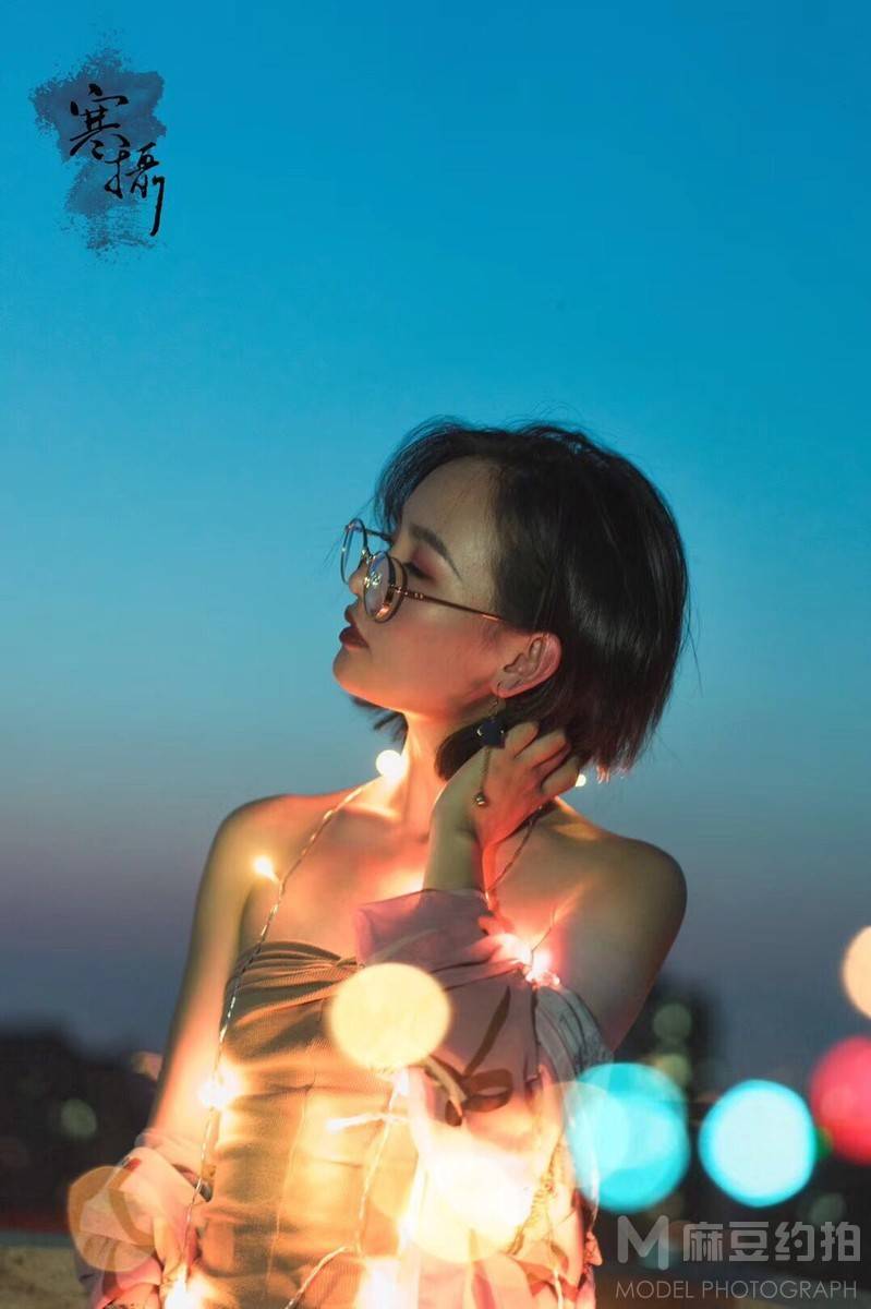 夜景模特