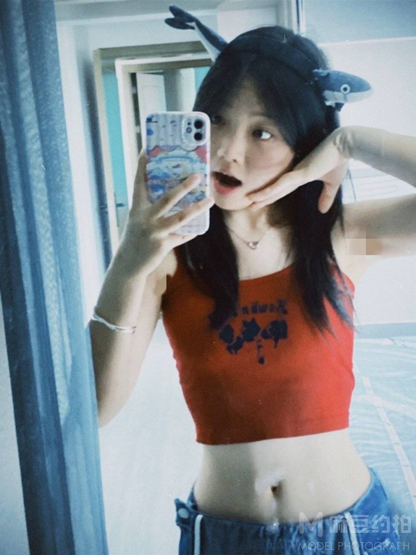 胶片模特
