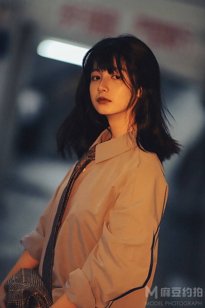 黑白模特
