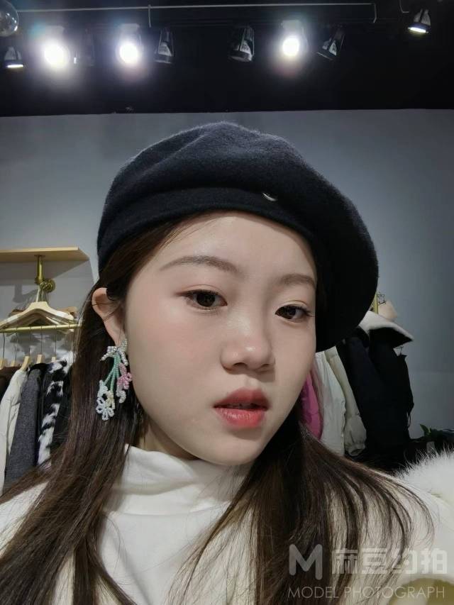 少女模特