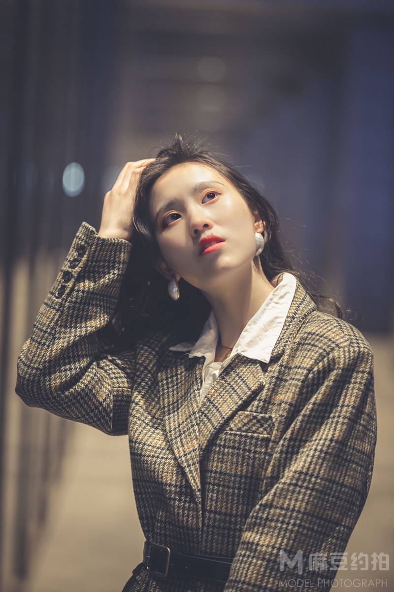 情绪模特