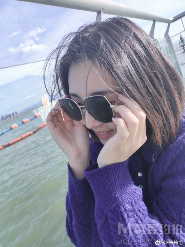 胶片模特
