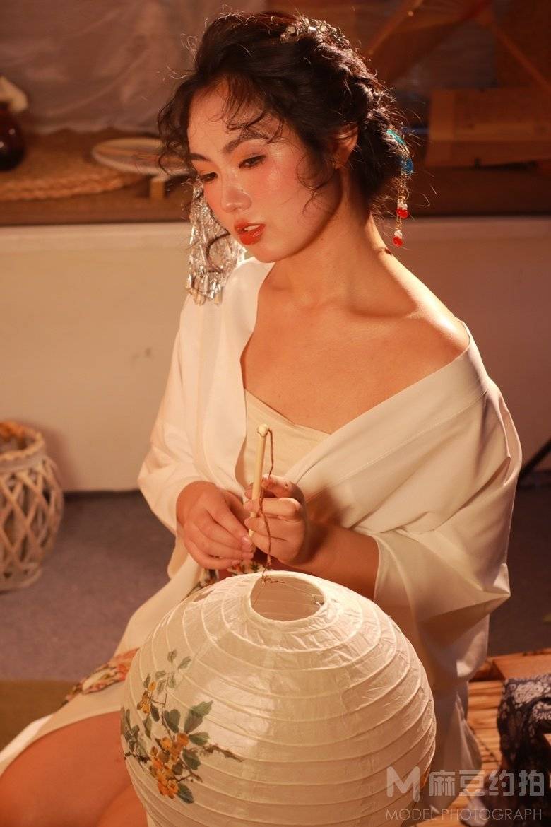 妆容模特