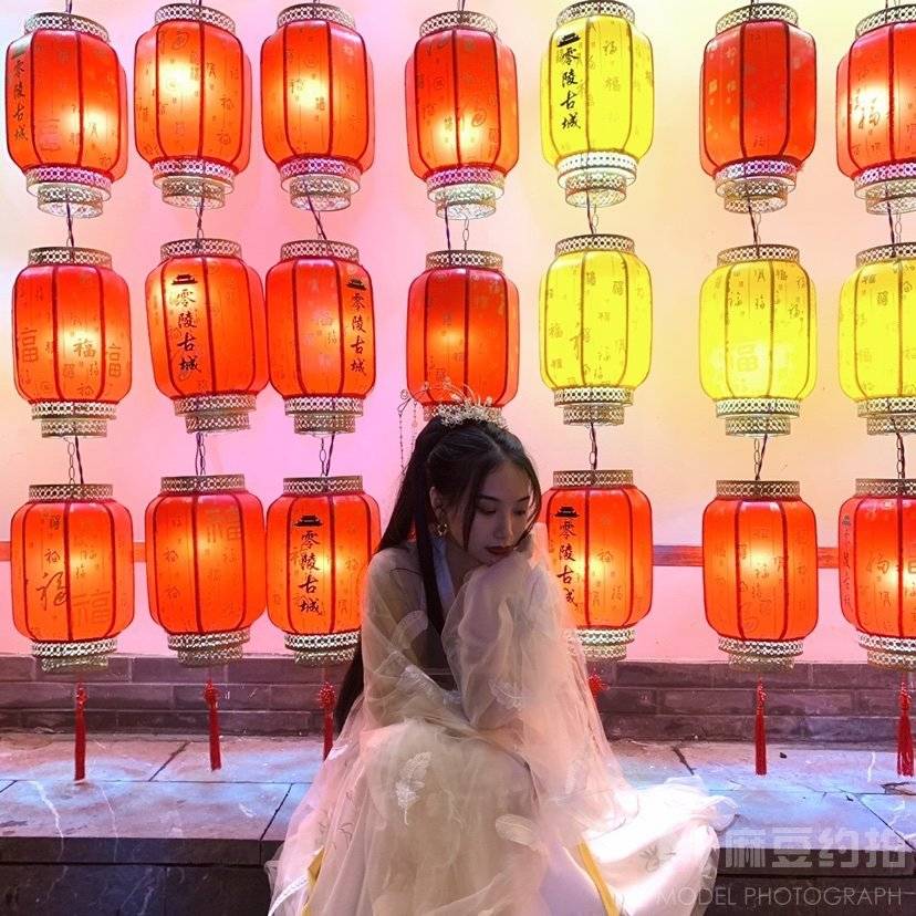 汉服模特