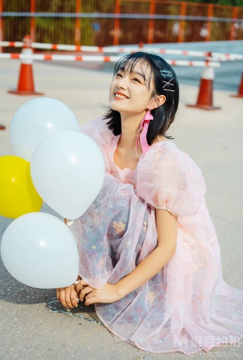 清新模特