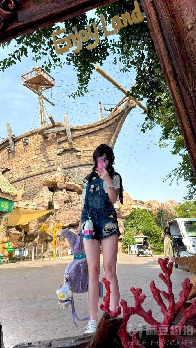 校园模特