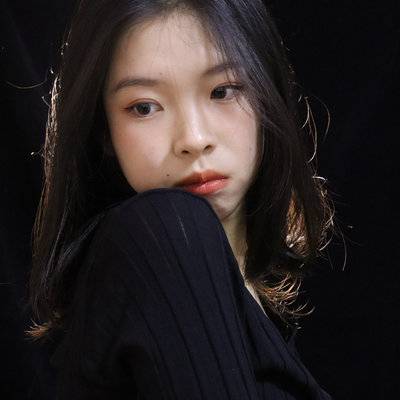 黑白模特