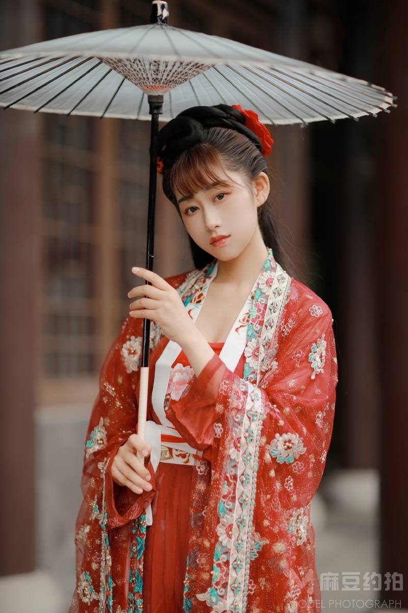 汉服模特