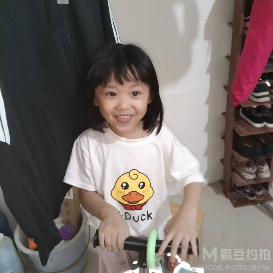 儿童摄影模特