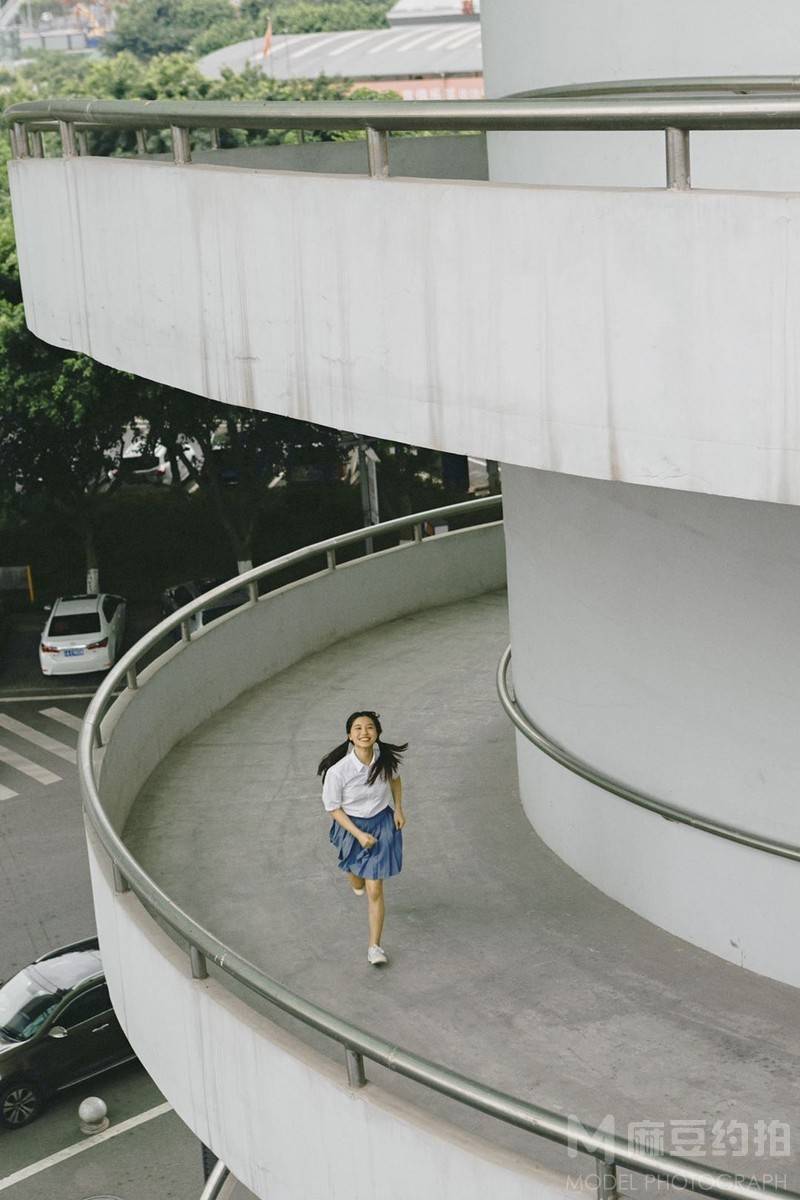 校园模特