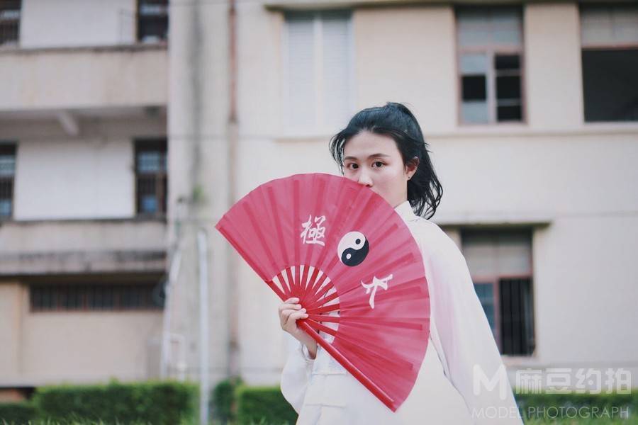 纪实模特