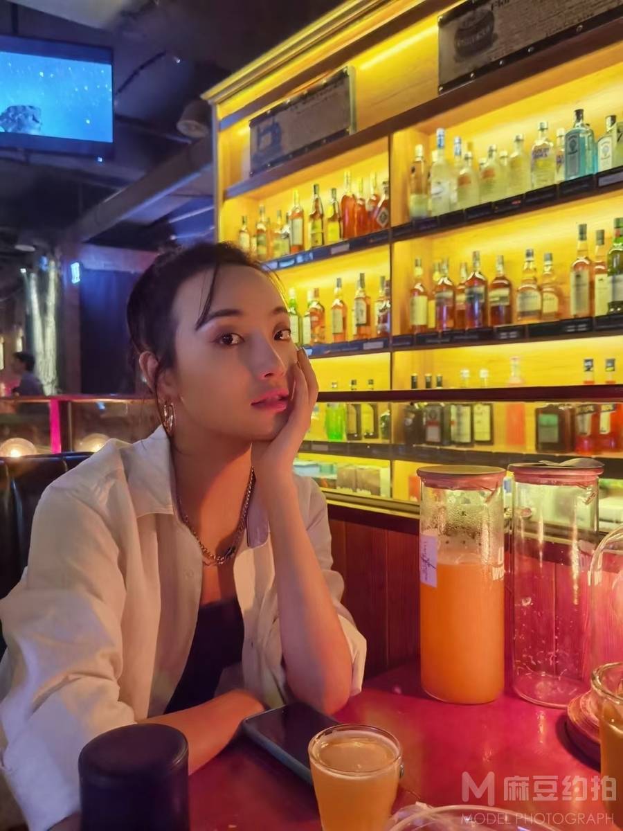 胶片模特