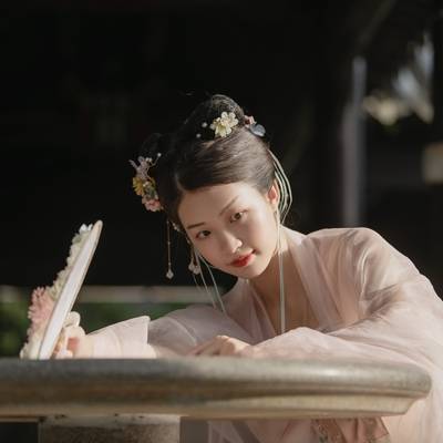 清新模特