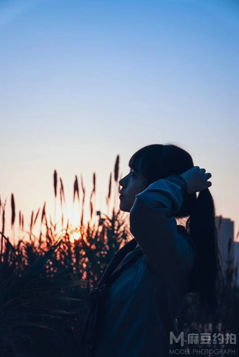 校园模特