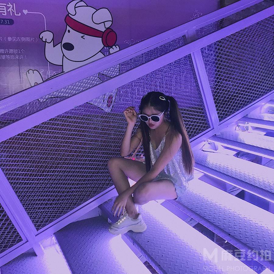 妆容模特