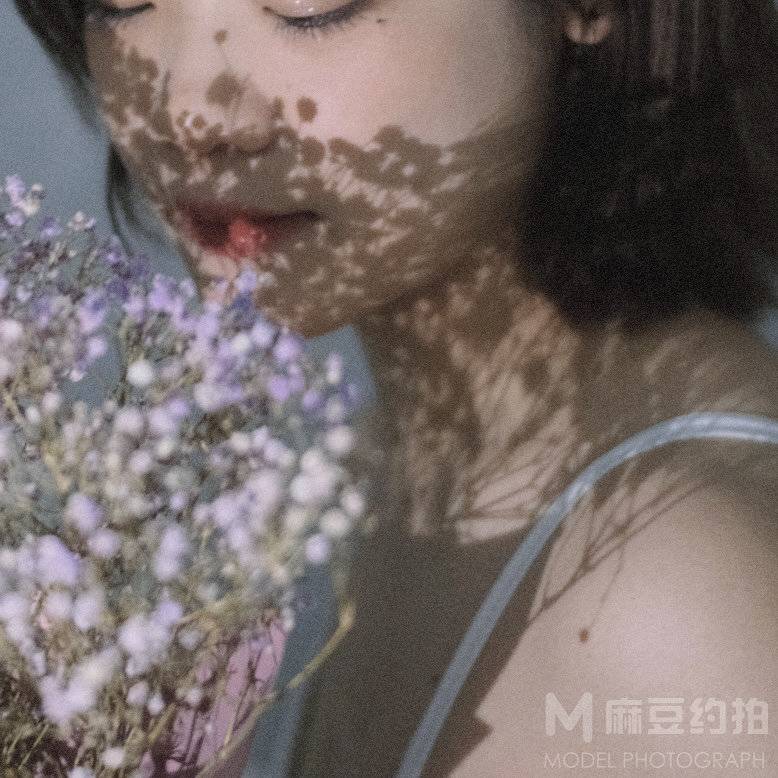 胶片模特